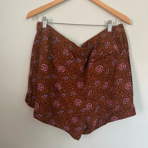 Madewell pull-on Floral Brown Women's Shorts - Picture 6 of 6